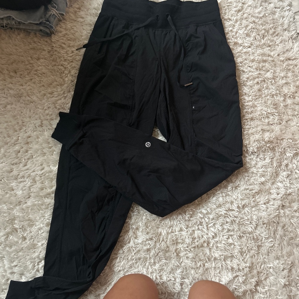 Lululemon joggers